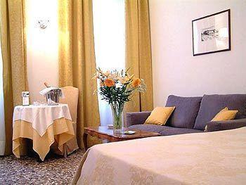 Casa Fornaretto Affittacamere Venezia